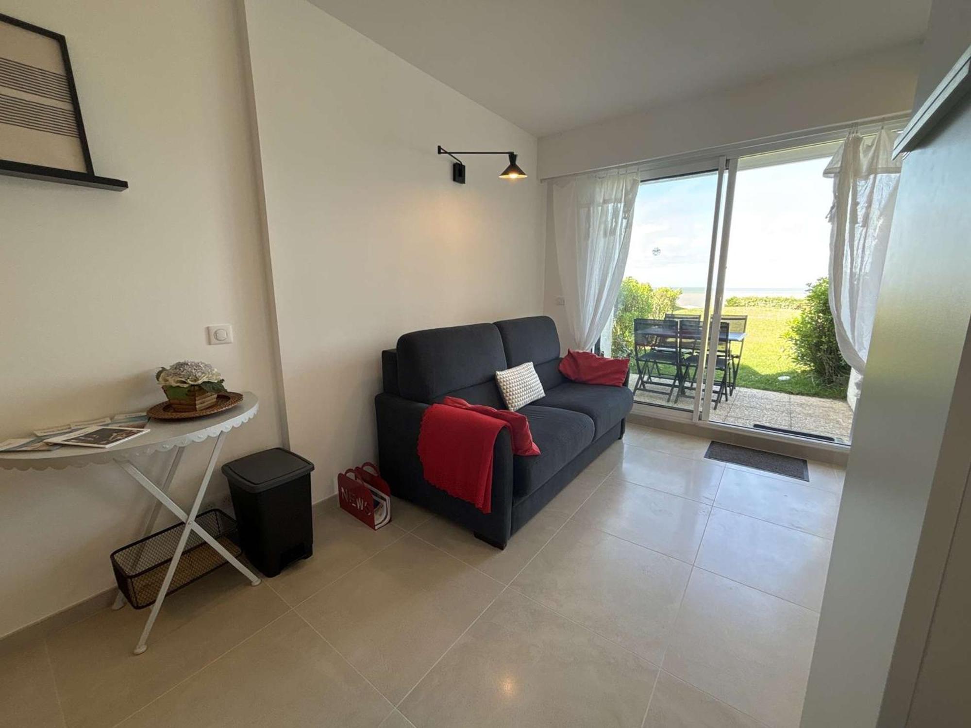 Studio En Bord De Mer A Royan, Parking, Tv, Tout Equipe - Fr-1-494-67 Екстериор снимка