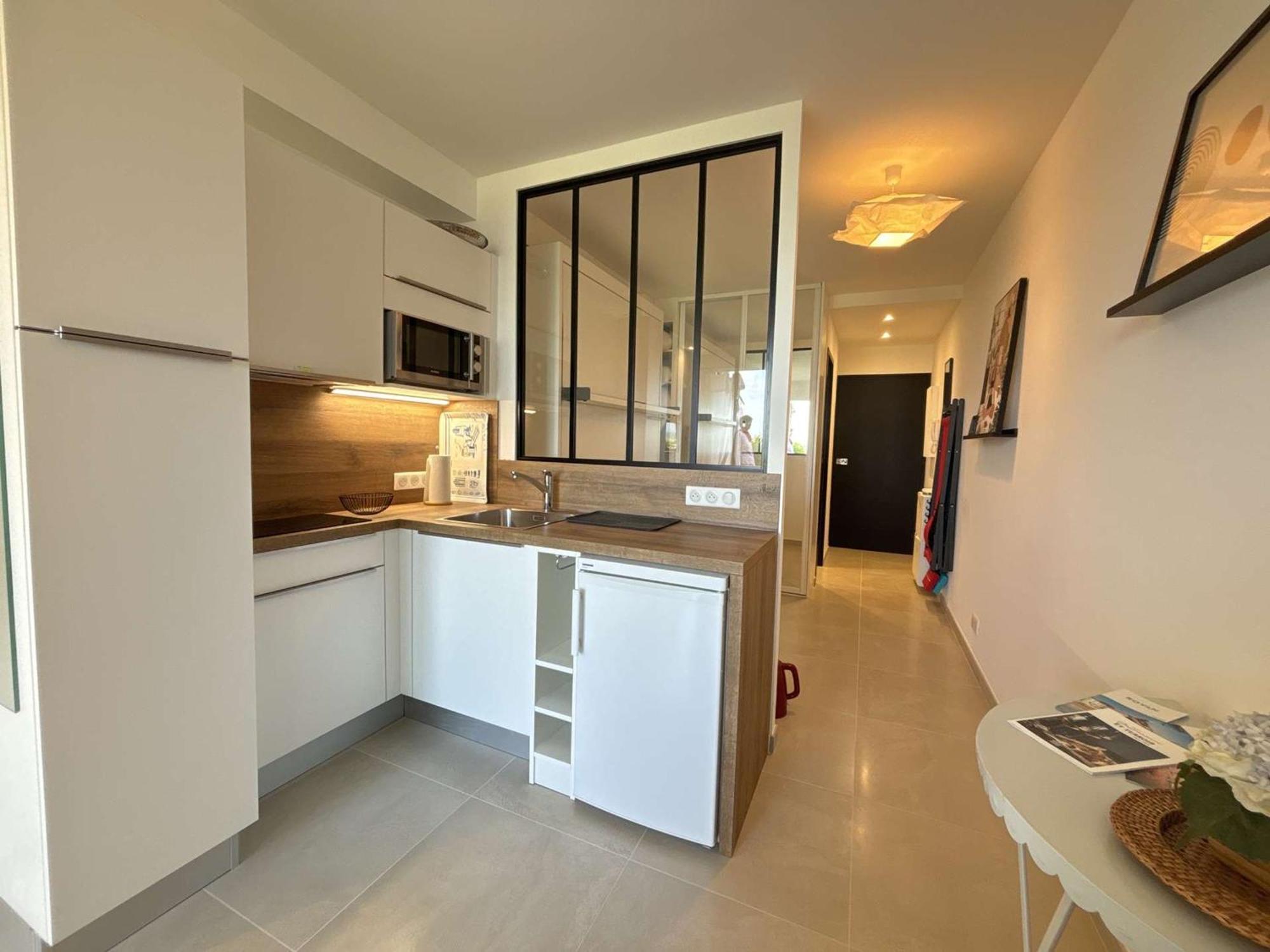 Studio En Bord De Mer A Royan, Parking, Tv, Tout Equipe - Fr-1-494-67 Екстериор снимка